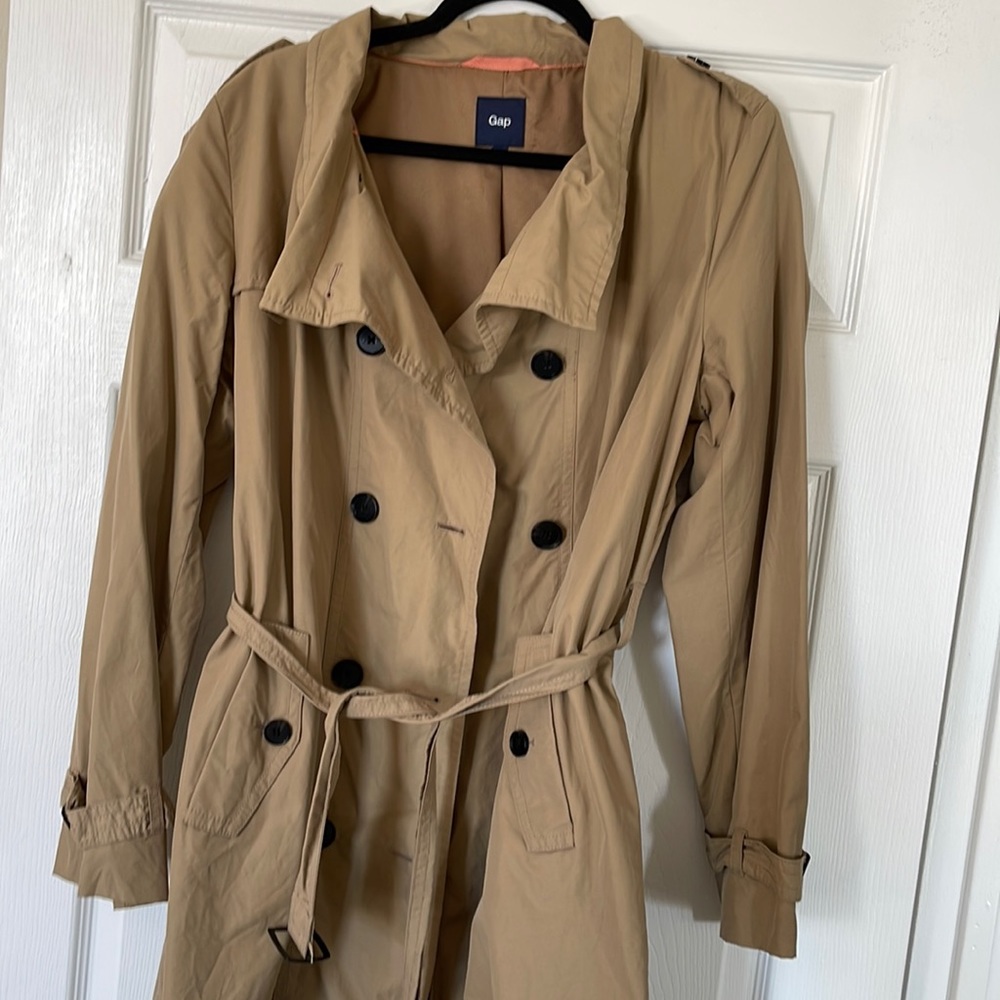 Gap Spring Trenchcoat